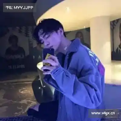 翁纳伶